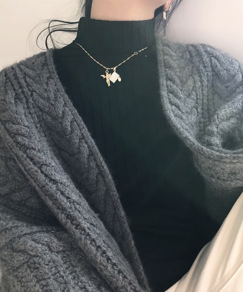 Doula Doula（ドゥーラドゥーラ）の「ケーブルニットロングカーディガン（カーディガン/ボレロ・レディース・ベージュ/グレー/ブラウン/ブラック・FREE）」の5枚目の写真