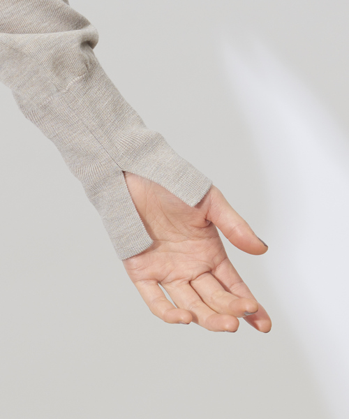 qualite（カリテ）の「ハイゲージウールタートルニット（ニット/セーター・レディース・ネイビー/ブルー/ベージュ/イエロー・フリー）」の18枚目の写真