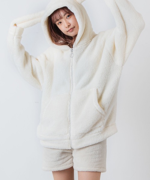 WEGO（ウィゴー）の「WEGO/ウサギパーカー（パーカー・レディース・ブラック/オフホワイト・FREE）」の2枚目の写真