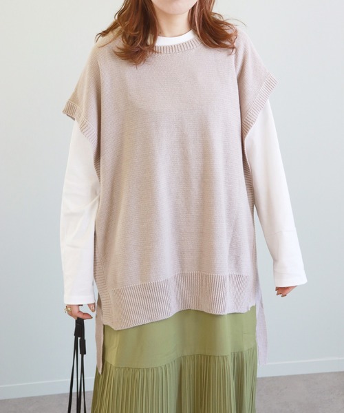 Monocoro toppi(モノコロトッピ)の「サイドリボン オーバーサイズ ニットベスト(ベスト・レディース・チャコールグレー/グレイッシュベージュ/モカ/ブラック/ブルー・M)」の16枚目の写真