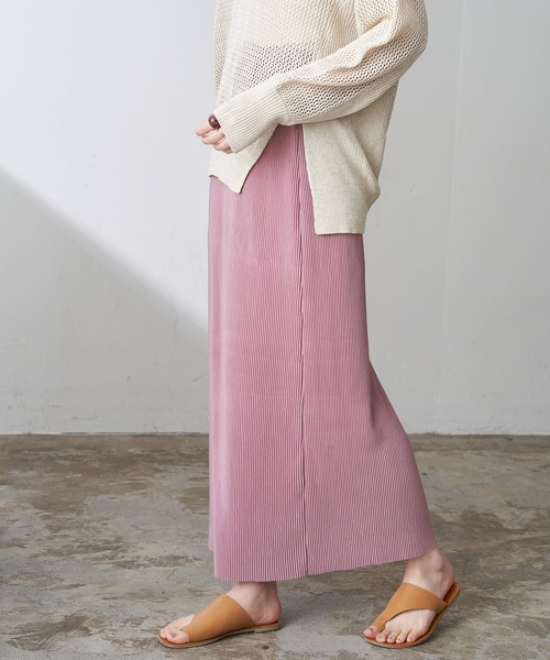 Chaco closet（チャコ クローゼット）の「プリーツストレートロングスカート（スカート・レディース・チャコールグレー/ライトグレー/ブラック/ブルー/ライトグリーン/アイボリー/グレー系その他/グレイッシュベージュ/コーラル・FREE）」の6枚目の写真