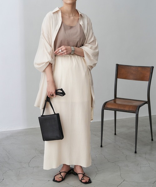 Chaco closet（チャコ クローゼット）の「プリーツストレートロングスカート（スカート・レディース・チャコールグレー/ライトグレー/ブラック/ブルー/ライトグリーン/アイボリー/グレー系その他/グレイッシュベージュ/コーラル・FREE）」の12枚目の写真