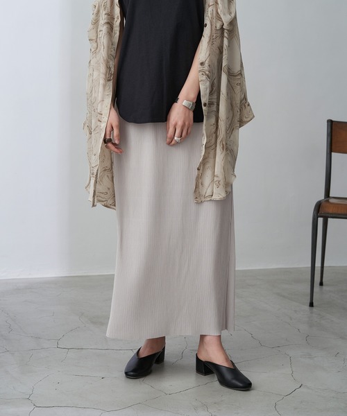 Chaco closet（チャコ クローゼット）の「プリーツストレートロングスカート（スカート・レディース・チャコールグレー/ライトグレー/ブラック/ブルー/ライトグリーン/アイボリー/グレー系その他/グレイッシュベージュ/コーラル・FREE）」の20枚目の写真