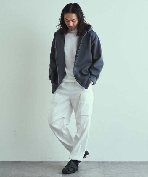 Lui's(ルイス)の「プレミアムダンボールZIPパーカー(パーカー・メンズ・ライトグレー/チャコールグレー/ブルー・FREE)」の10枚目の写真