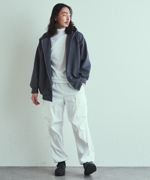 Lui's(ルイス)の「プレミアムダンボールZIPパーカー(パーカー・メンズ・ライトグレー/チャコールグレー/ブルー・FREE)」の15枚目の写真