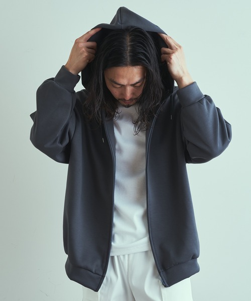 Lui's(ルイス)の「プレミアムダンボールZIPパーカー(パーカー・メンズ・ライトグレー/チャコールグレー/ブルー・FREE)」の16枚目の写真