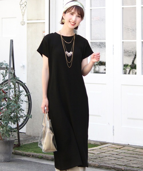 ElegChic(エレグシック)の「ワッフルボタンワンピース(ワンピース・レディース・ブラック/グレー/オフホワイト・XL/M)」の17枚目の写真