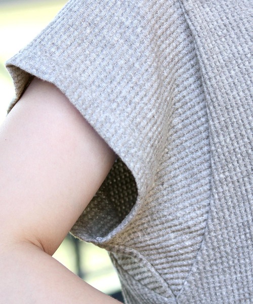ElegChic(エレグシック)の「ワッフルボタンワンピース(ワンピース・レディース・ブラック/グレー/オフホワイト・XL/M)」の8枚目の写真