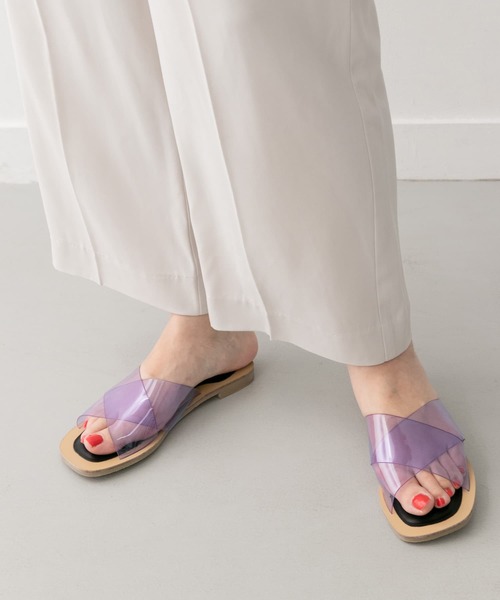 KBF+（ケービーエフプラス）の「KBF+　PVCクロスサンダル∴（サンダル・レディース・ブラック/パープル・36/37/38）」の2枚目の写真