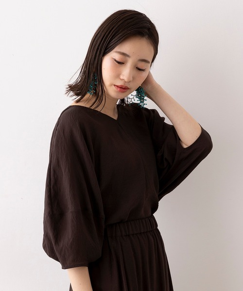 hunch（ハンチ）の「シアー ボリュームスリーブシャツ ブラウス（シャツ/ブラウス・レディース・ライトカーキ/グレイッシュブルー/チャコール/オフホワイト・FREE）」の5枚目の写真