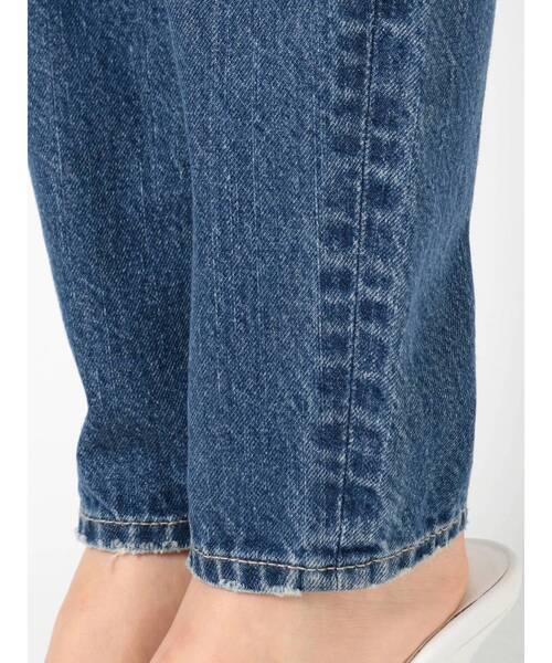 GYDA（ジェイダ）の「SIDE RIPPEDペグトップデニムPT（デニムパンツ・レディース・ライトブルー/ブルー・SMALL/MEDIUM/X-SMALL）」の16枚目の写真
