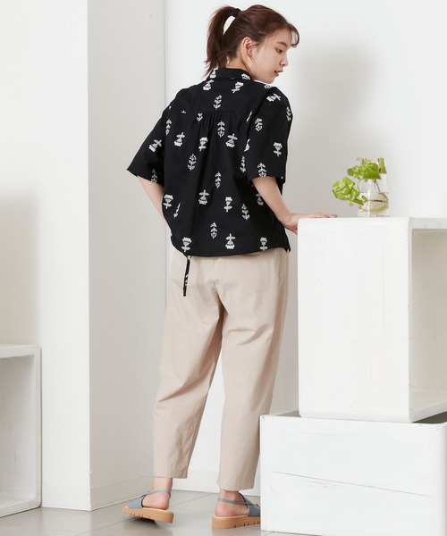 POU DOU DOU（プードゥドゥ）の「ボタンフライテーパードパンツ（その他パンツ・レディース・ブラック/ブラウン/ブルー系その他/キナリ・3）」の20枚目の写真