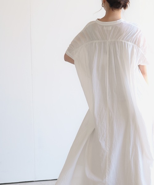 rps(アールピーエス)の「コットンキャンブリックシャツワンピース(シャツワンピース・レディース・チャコールグレー/オフホワイト/ブラック/ベージュ・M)」の13枚目の写真