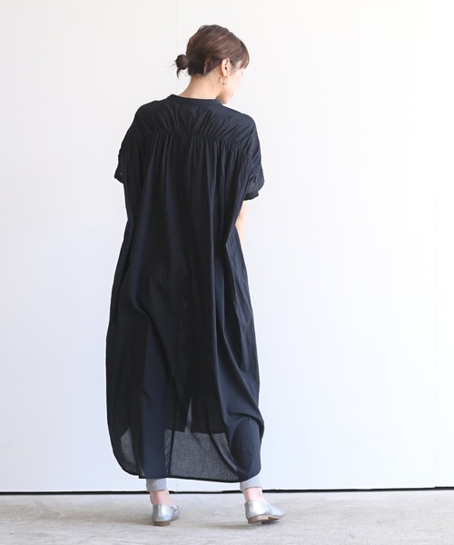 rps(アールピーエス)の「コットンキャンブリックシャツワンピース(シャツワンピース・レディース・チャコールグレー/オフホワイト/ブラック/ベージュ・M)」の16枚目の写真