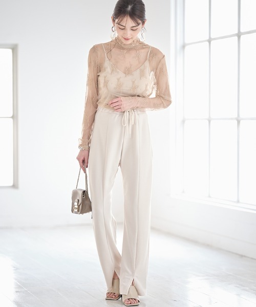 Cookie Chocolate(クッキーチョコレート)の「ハイネックレースシースルートップス(Tシャツ/カットソー・レディース・ベージュ/サックスブルー/アイボリー・MEDIUM)」の10枚目の写真