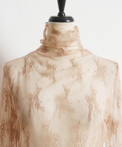 Cookie Chocolate(クッキーチョコレート)の「ハイネックレースシースルートップス(Tシャツ/カットソー・レディース・ベージュ/サックスブルー/アイボリー・MEDIUM)」の17枚目の写真