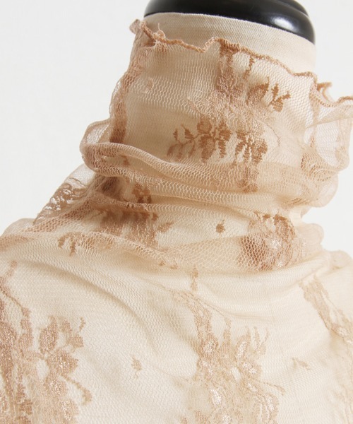 Cookie Chocolate(クッキーチョコレート)の「ハイネックレースシースルートップス(Tシャツ/カットソー・レディース・ベージュ/サックスブルー/アイボリー・MEDIUM)」の9枚目の写真