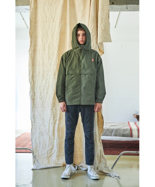 And A(アンドエー)の「AlexanderLeeChang アレキサンダーリーチャン / 5050 ANORAK バイカラー配色切り替えパッカブル 刺繍アノラックパーカー / AC032105(ナイロンジャケット・メンズ・ネイビー/ピンク/カーキ・3/2)」の12枚目の写真