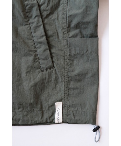 And A(アンドエー)の「AlexanderLeeChang アレキサンダーリーチャン / 5050 ANORAK バイカラー配色切り替えパッカブル 刺繍アノラックパーカー / AC032105(ナイロンジャケット・メンズ・ネイビー/ピンク/カーキ・3/2)」の8枚目の写真