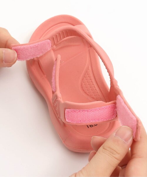 BREEZE（ブリーズ）の「/EVAテープサンダル（サンダル・キッズ・ブルー/ホワイト/ブラック/ピンク・21/16/20/18/17/19/22/15 ）」の14枚目の写真