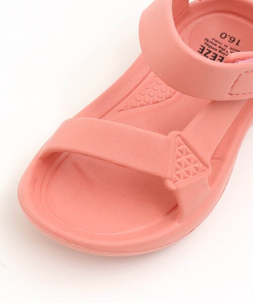 BREEZE（ブリーズ）の「/EVAテープサンダル（サンダル・キッズ・ブルー/ホワイト/ブラック/ピンク・21/16/20/18/17/19/22/15 ）」の15枚目の写真