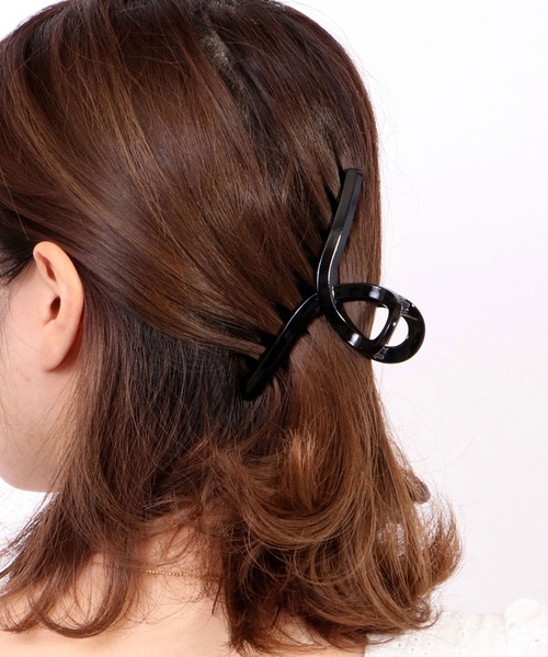 Ree&Mee(リーアンドミー)の「Ree&Mee リボンバレッタ バンスクリップ(バレッタ/ヘアクリップ・レディース・ホワイト/ブラック/ブラウン/ピンク/シルバー/ゴールド/ブルー/クリア/モカ/ゴールド系その他2/ゴールド系その他・FREE)」の3枚目の写真