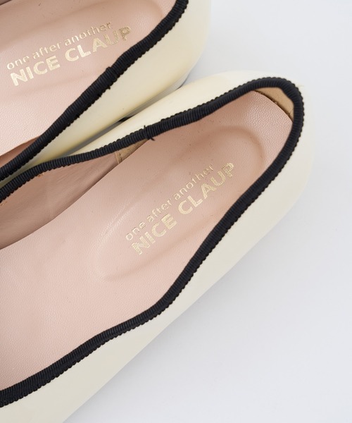 one after another NICE CLAUP（ワンアフターアナザーナイスクラップ）の「ヒールアップバレエシューズ（パンプス・レディース・レッド/ゴールド・LL/S/M/L）」の10枚目の写真