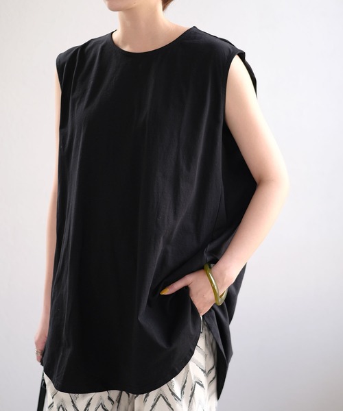 ＡＮＤＪ（アンドジェイ）の「ラウンドヘムタンクトップ（タンクトップ・レディース・ホワイト/チャコール/ブラック/テラコッタ・M）」の3枚目の写真