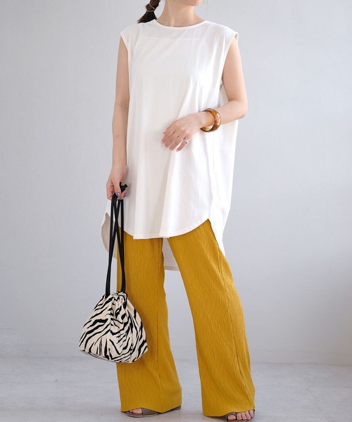 ＡＮＤＪ（アンドジェイ）の「ラウンドヘムタンクトップ（タンクトップ・レディース・ホワイト/チャコール/ブラック/テラコッタ・M）」の5枚目の写真