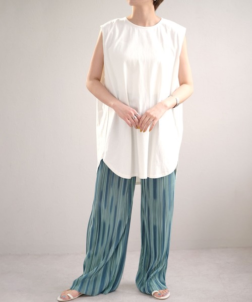 ＡＮＤＪ（アンドジェイ）の「ラウンドヘムタンクトップ（タンクトップ・レディース・ホワイト/チャコール/ブラック/テラコッタ・M）」の9枚目の写真