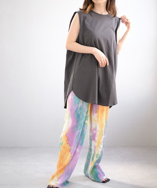 ＡＮＤＪ（アンドジェイ）の「ラウンドヘムタンクトップ（タンクトップ・レディース・ホワイト/チャコール/ブラック/テラコッタ・M）」の11枚目の写真