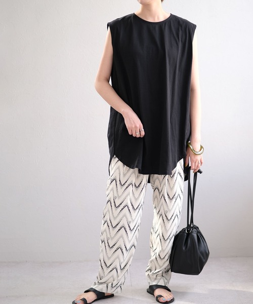 ＡＮＤＪ（アンドジェイ）の「ラウンドヘムタンクトップ（タンクトップ・レディース・ホワイト/チャコール/ブラック/テラコッタ・M）」の18枚目の写真