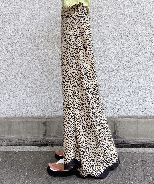 esutoreja（エストレジャ）の「レオパードレースマーメイドスカート（スカート・レディース・ベージュ/グリーン・FREE）」の17枚目の写真