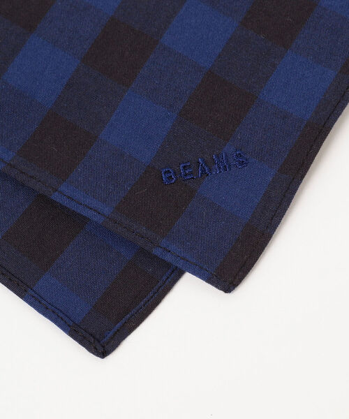 BEAMS(ビームス)の「BEAMS / バッファローチェック ハンカチーフ(ハンカチ/ハンドタオル・メンズ・グレー/ブルー/レッド・ONE SIZE)」の8枚目の写真