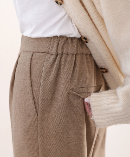 classicalelf(クラシカルエルフ)の「美脚叶う。ストレッチ起毛センタープレスパンツ(スラックス・レディース・ブラック/アイボリー/モカ/グリーン・SMALL/MEDIUM/LARGE/X-LARGE)」の9枚目の写真