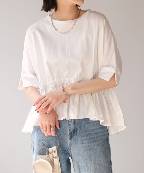 ANDJ(アンドジェイ)の「裾フリル異素材切替ドルマンTシャツ(Tシャツ/カットソー・レディース・ホワイト/ブラック・M)」の1枚目の写真