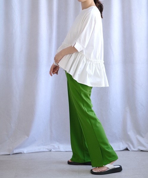 ANDJ(アンドジェイ)の「裾フリル異素材切替ドルマンTシャツ(Tシャツ/カットソー・レディース・ホワイト/ブラック・M)」の8枚目の写真