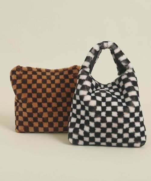 BEAUTY&YOUTH UNITED ARROWS（ビューティーアンドユースユナイテッドアローズ）の「BY フェイクファー チェッカーショルダーバッグ -2WAY- ∴（ショルダーバッグ・レディース・ブラック/ブラウン・FREE）」の9枚目の写真