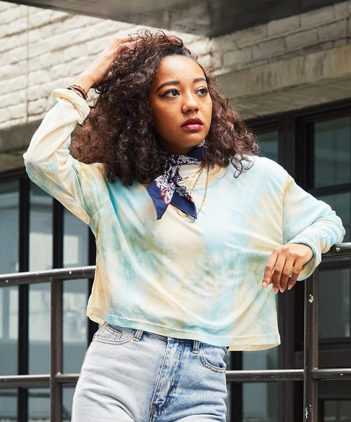 atmos pink(アトモスピンク)の「atmos pink タイダイ オーガンジー トップス(Tシャツ/カットソー・レディース・ブルー/イエロー/グリーン・FREE)」の2枚目の写真