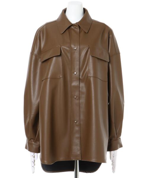 Allamanda(アラマンダ)の「フェイクレザーシャツ/ジャケット(ブルゾン・レディース・ブラック/ベージュ/ブラウン・M)」の4枚目の写真