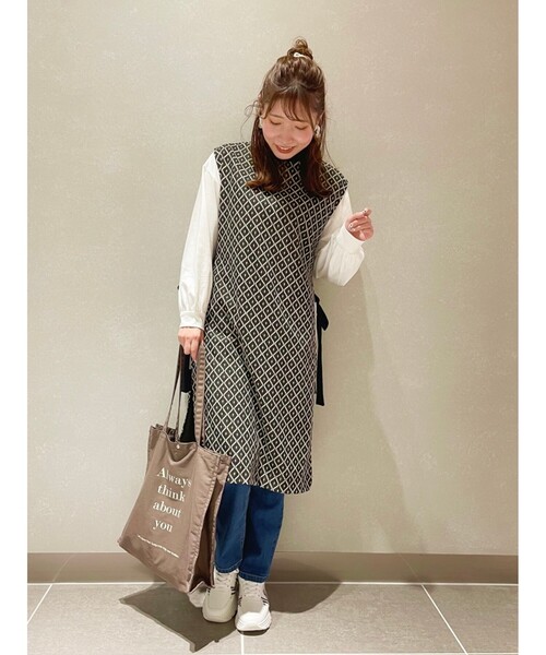 Cutie Blonde(キューティーブロンド)の「◆ルーズシルエットTシャツ(Tシャツ/カットソー・レディース・カーキ/ダークオレンジ/オフホワイト/チャコールグレー・00)」の15枚目の写真