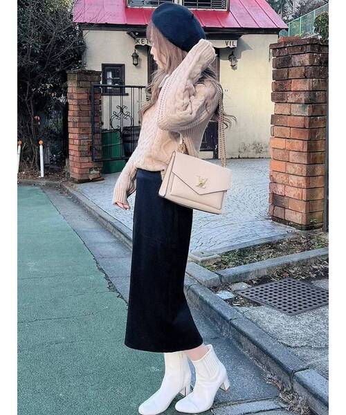 RESEXXY（リゼクシー）の「ハイネックケーブルニットトップス（ニット/セーター・レディース・ホワイト/ブラック/ベージュ・FREE）」の12枚目の写真