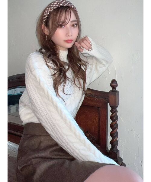 RESEXXY（リゼクシー）の「ハイネックケーブルニットトップス（ニット/セーター・レディース・ホワイト/ブラック/ベージュ・FREE）」の17枚目の写真