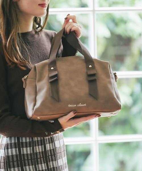 tocco closet(トッコ クローゼット)の「ショルダー付きtocco closet刺繍入り2WAYボストンバッグ(ボストンバッグ・レディース・ピンク/ブラウン・FREE)」の12枚目の写真