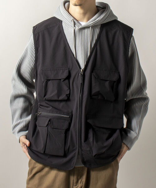 GLOSTER（グロスター）の「【RIP-STOP/リップストップ生地使用】【GLOSTER/グロスター】CAMP VEST キャンプベスト（ベスト・メンズ・ネイビー/ブラック・MEDIUM/LARGE）」の2枚目の写真