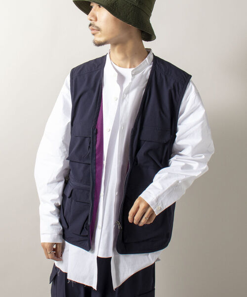 GLOSTER（グロスター）の「【RIP-STOP/リップストップ生地使用】【GLOSTER/グロスター】CAMP VEST キャンプベスト（ベスト・メンズ・ネイビー/ブラック・MEDIUM/LARGE）」の5枚目の写真