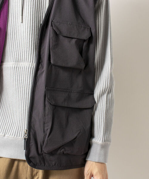 GLOSTER（グロスター）の「【RIP-STOP/リップストップ生地使用】【GLOSTER/グロスター】CAMP VEST キャンプベスト（ベスト・メンズ・ネイビー/ブラック・MEDIUM/LARGE）」の16枚目の写真