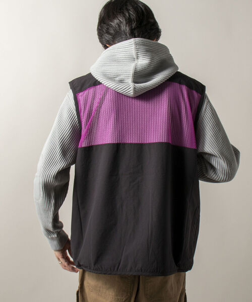 GLOSTER（グロスター）の「【RIP-STOP/リップストップ生地使用】【GLOSTER/グロスター】CAMP VEST キャンプベスト（ベスト・メンズ・ネイビー/ブラック・MEDIUM/LARGE）」の18枚目の写真