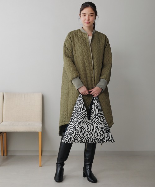 Bou Jeloud（ブージュルード）の「リバーシブルキルティングロング