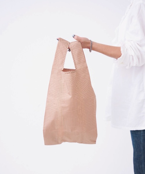 392 plusm(サンキューニプリュスエム)の「Square Bag S - check - 731714(エコバッグ/サブバッグ・レディース・ベージュ/オフホワイト/イエロー/グリーン・ONE SIZE)」の1枚目の写真